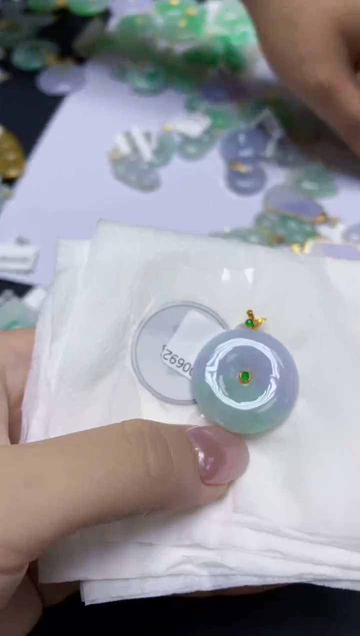 翡翠18K金镶嵌颈饰天然缅甸翡翠A货百元以上9元证书费自理