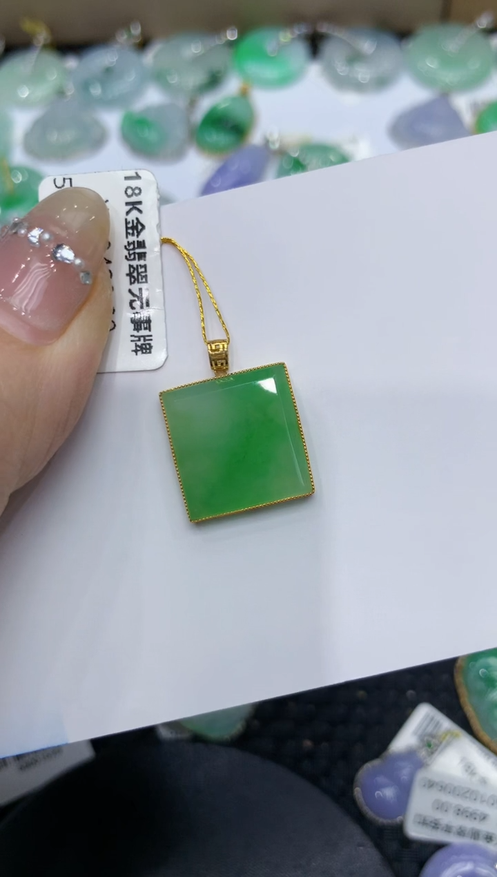 【闪购商品】翡翠颈饰18K金镶嵌222222222