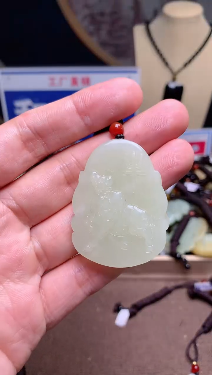 【闪购商品】和田玉颈饰未镶嵌1