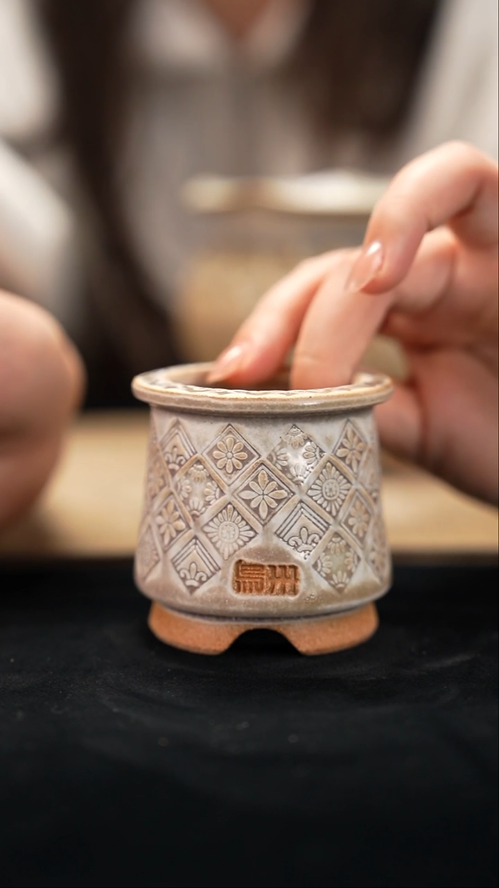 拉**丶口径4.5花盆-11-15-518特