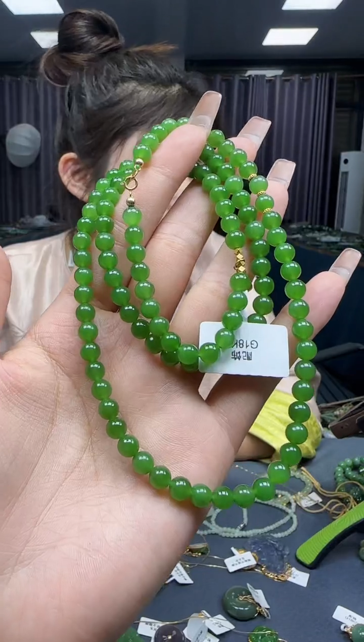 【闪购商品】和田玉挂件18K金镶嵌1