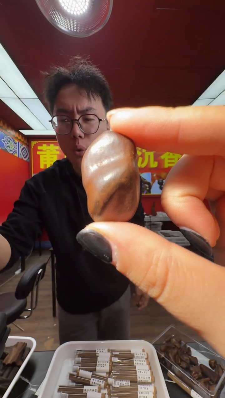 沉香吊坠d11海南多样性发一