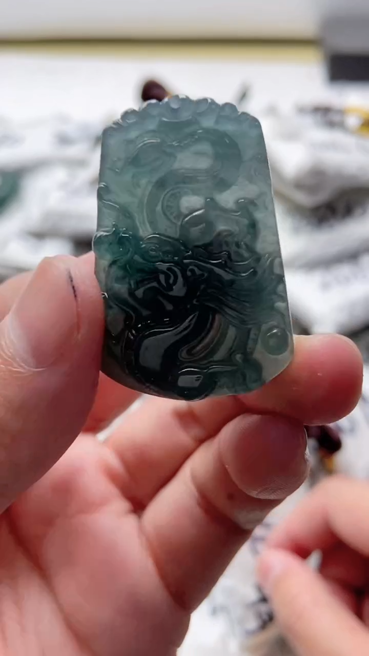 【闪购商品】翡翠颈饰未镶嵌888888888888