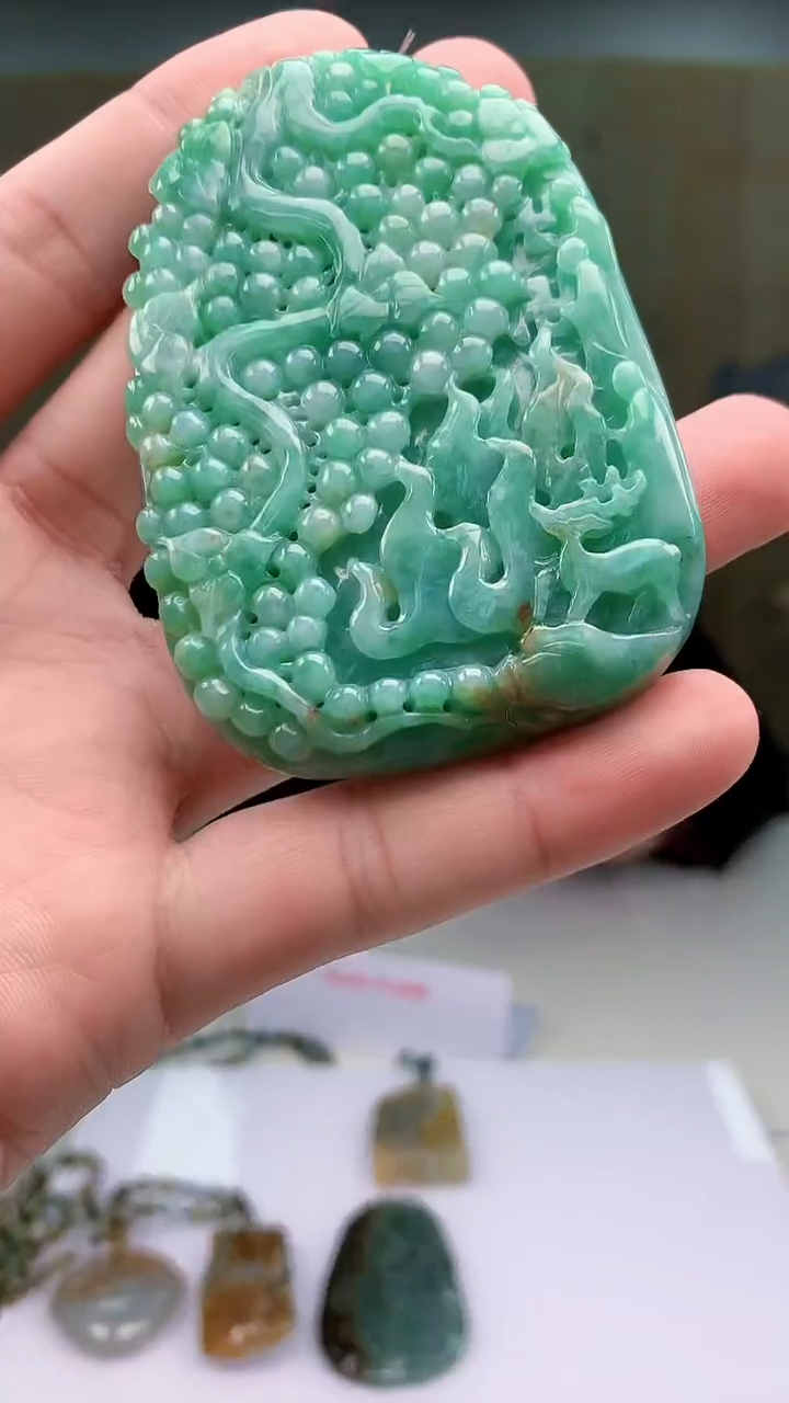 【闪购商品】定制翡翠未镶嵌4829bb-毛货挂件83