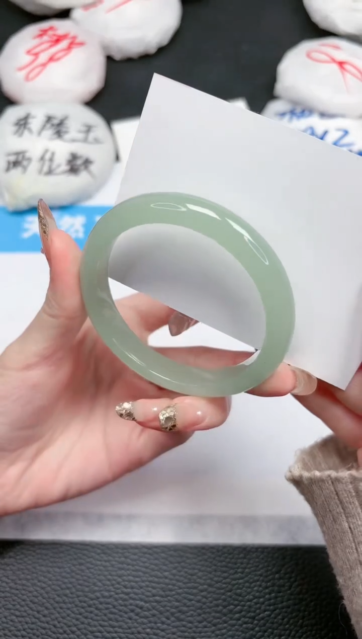 【闪购商品】石英质玉手镯未镶嵌393-56.5