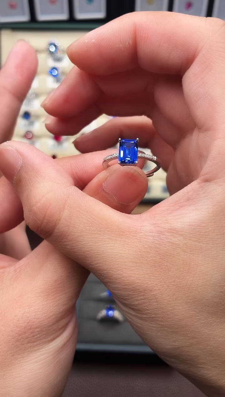 戒指蓝宝石银S925镶嵌111