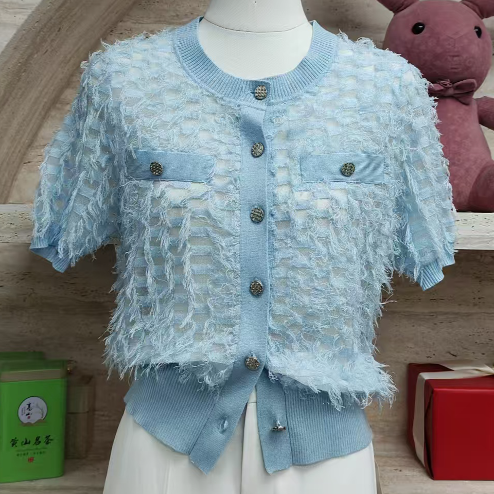 名媛风时尚镂空夏季网红短款拼接夏毛针织衫毛衣女轻奢蓝色