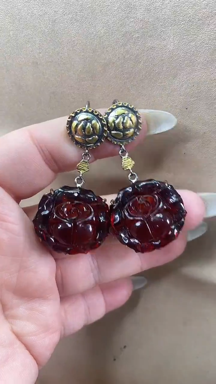 琥珀颈饰未镶嵌耳环