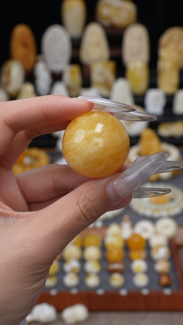 【闪购商品】琥珀裸石未镶嵌65865855