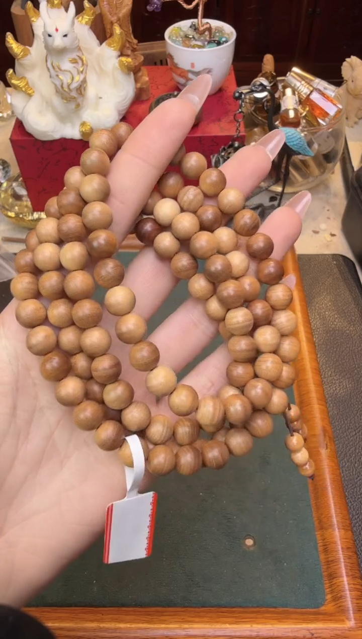 【闪购商品】檀香木手串/手链老山檀香黑肉横纹108X8多样性发其一