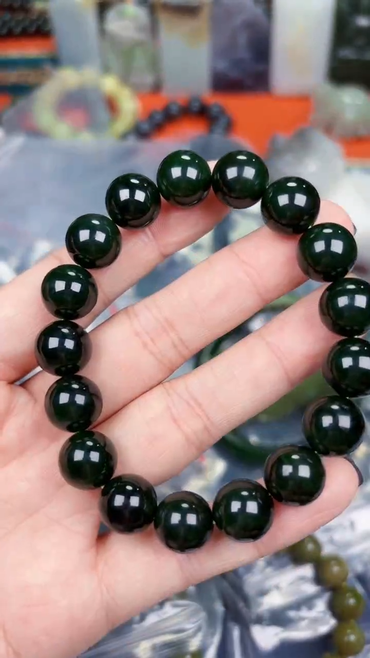 颈饰未镶嵌和田玉和田玉