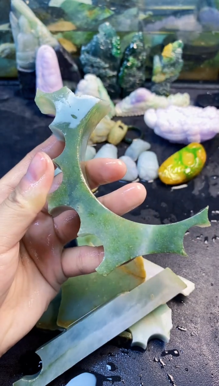 颈饰未镶嵌翡翠天然翡翠017