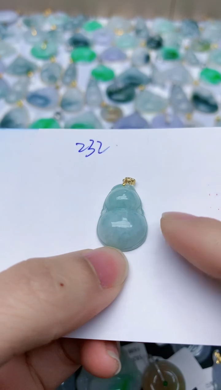 【闪购商品】翡翠颈饰18K金镶嵌天然翡翠A货    232