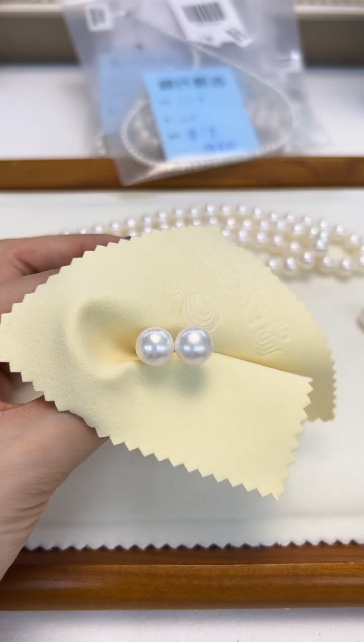 银S925镶嵌耳饰淡水珍珠无核白素钉