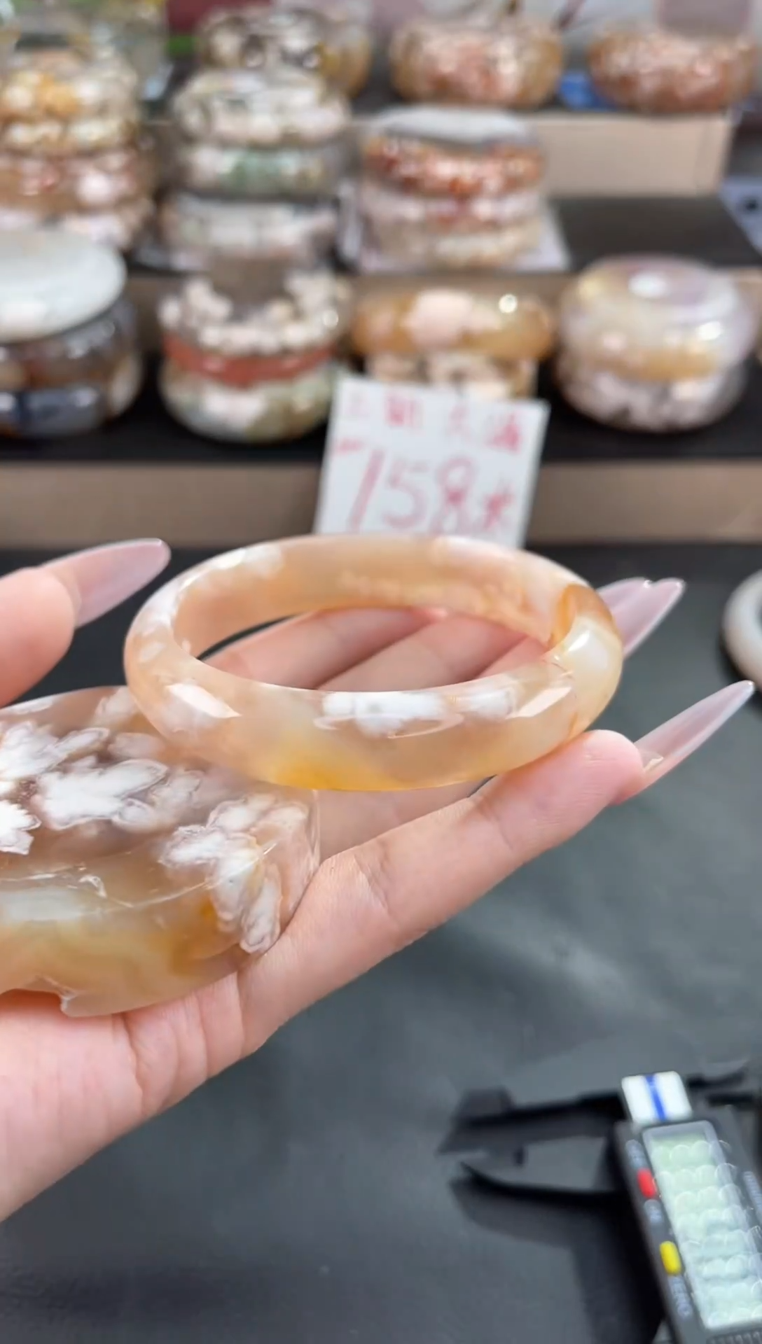 未镶嵌手镯石英质玉58