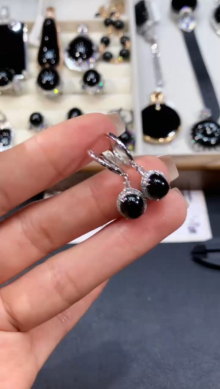【闪购商品】翡翠耳饰18K金镶嵌ZWB2785
