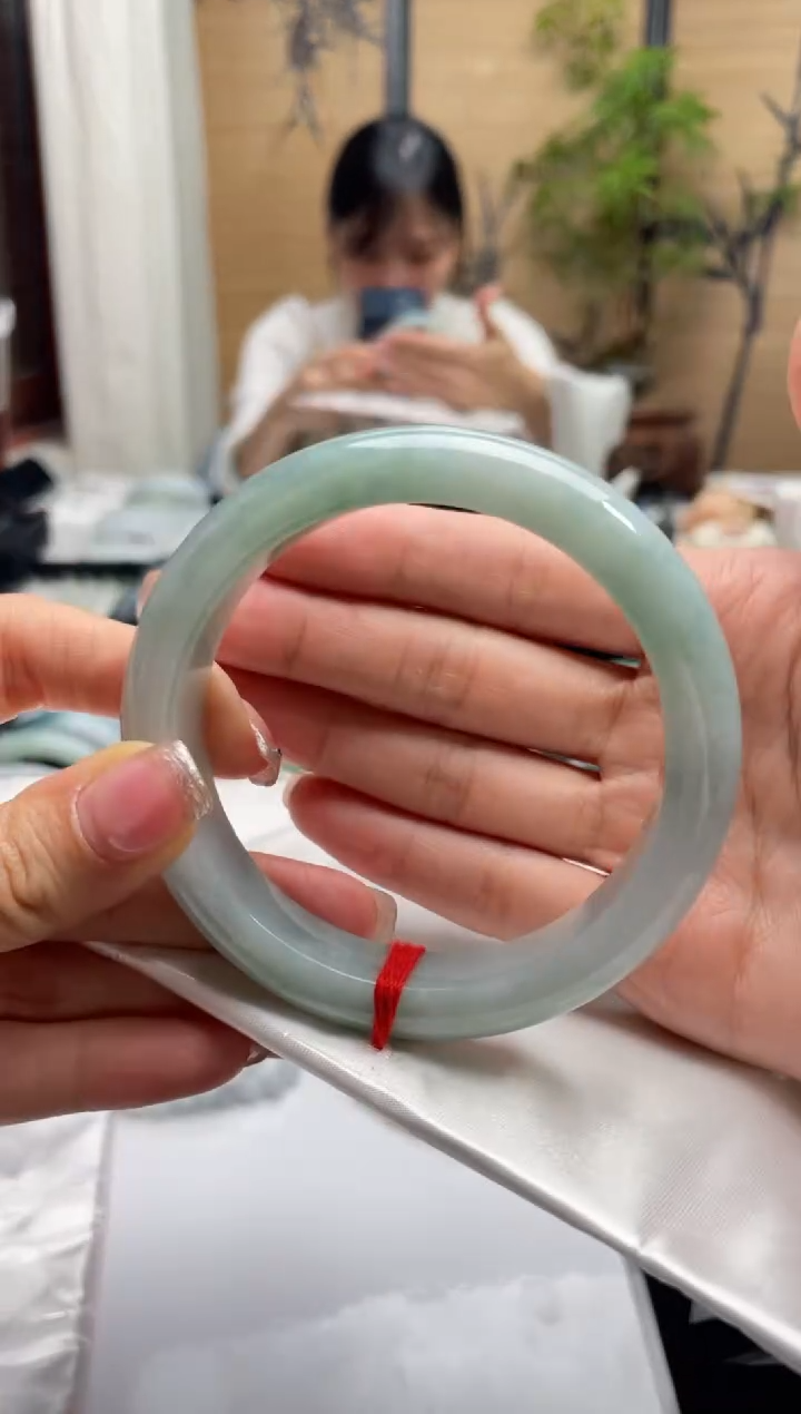 【闪购商品】翡翠手镯未镶嵌L圈口59+编号11