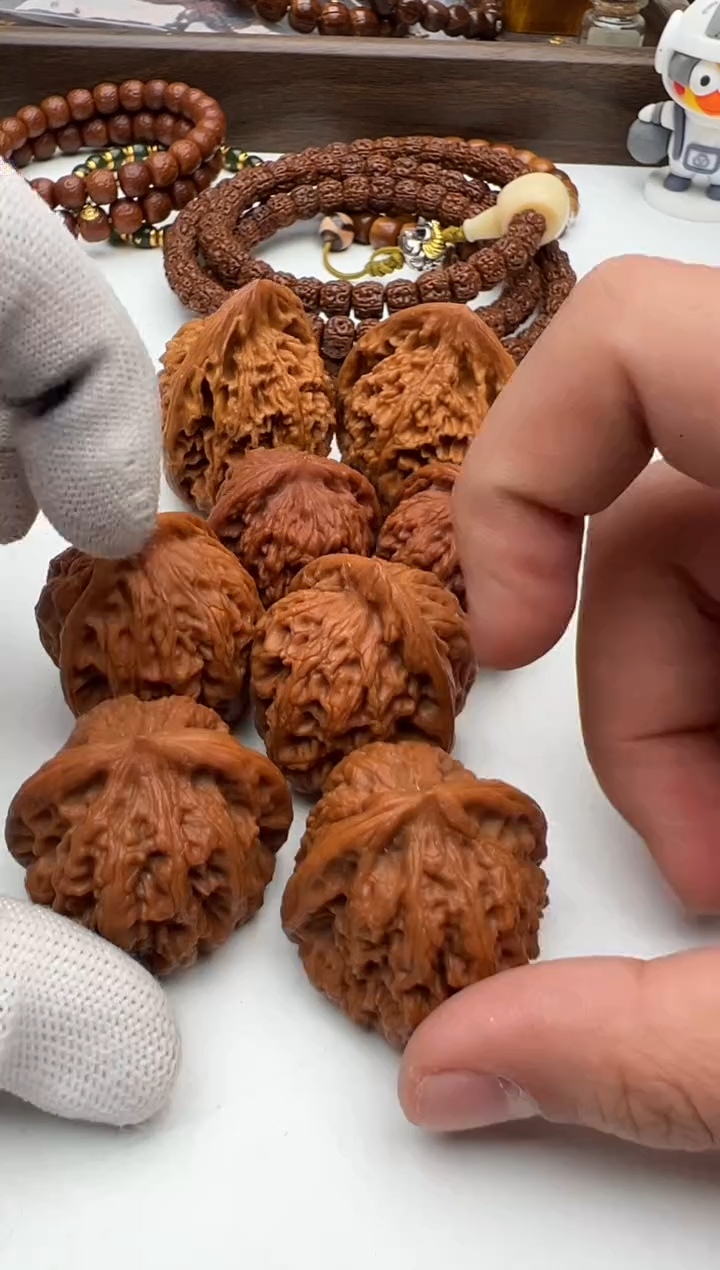 【闪购商品】文玩核桃把件核桃*4对