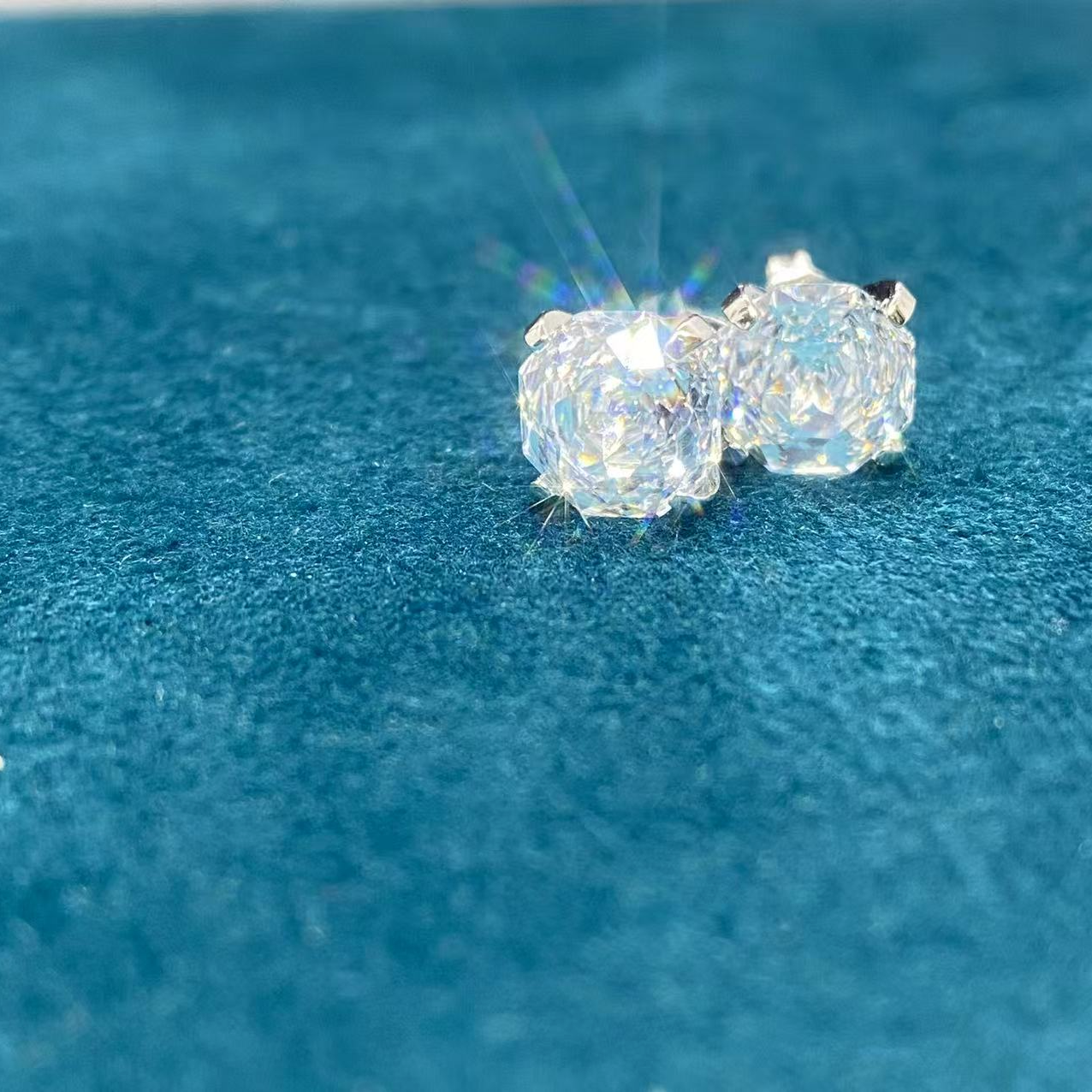 【南非库里南】NFKLN 高端奢华定制 四爪透明镂空耳钉 467