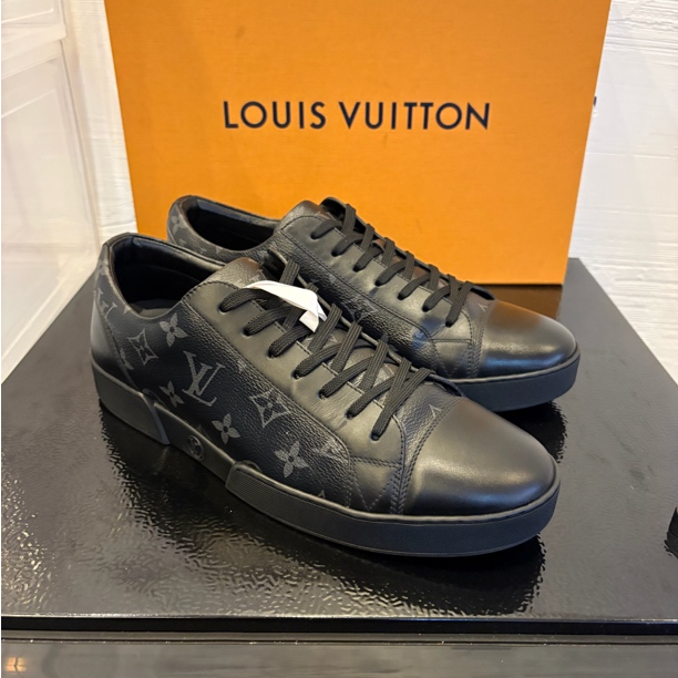 未使用 LouisVuitton/路易威登 黑色老花半印经典板鞋 41-42码