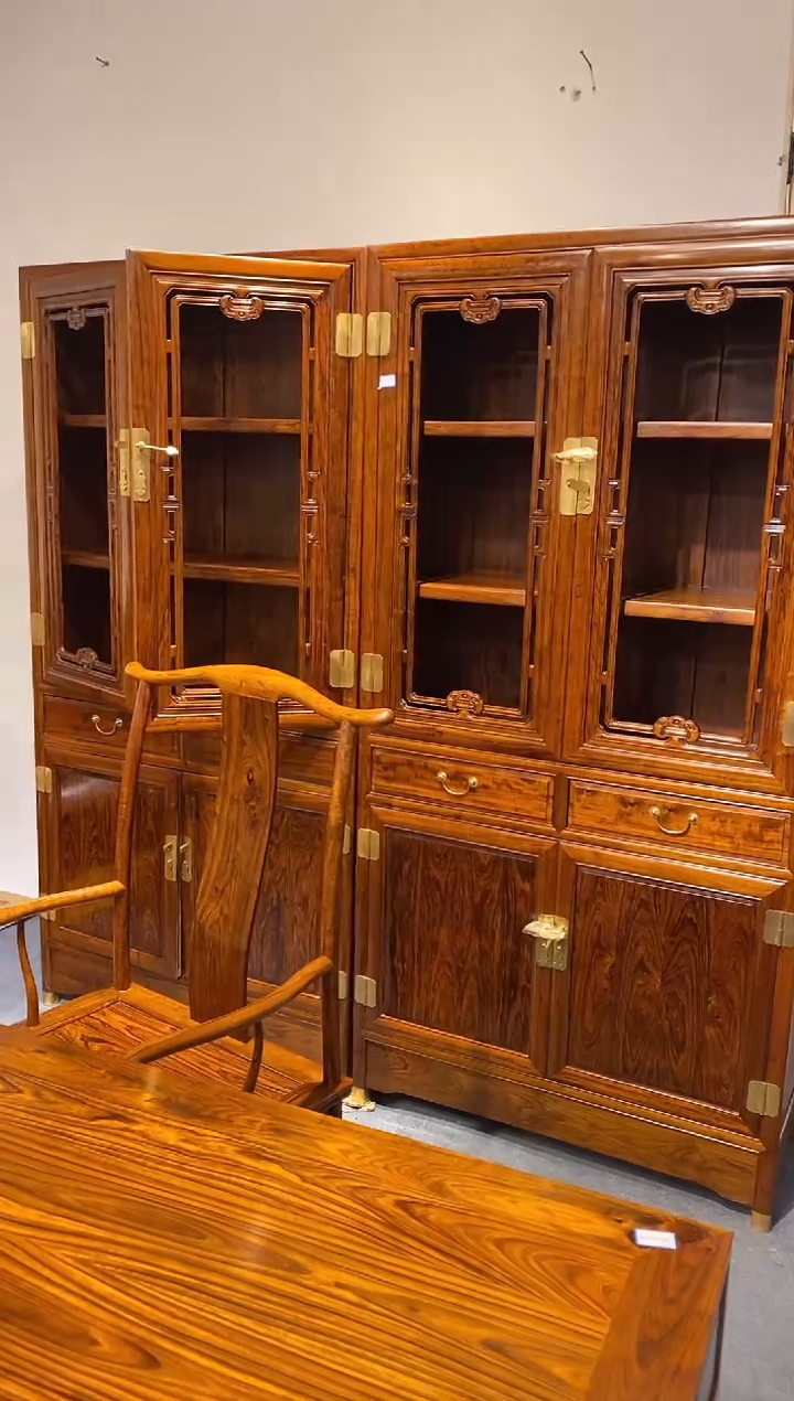 花梨木类巡****人6666666666666