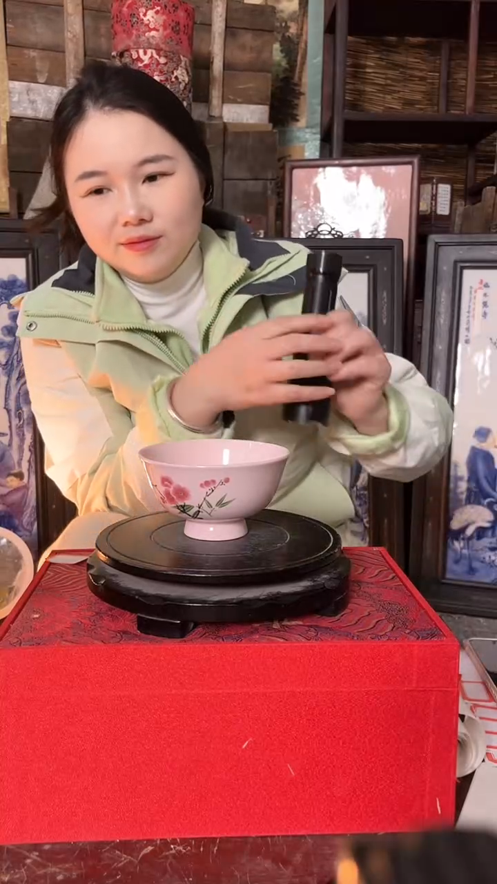 陶景德镇陶瓷摆件M463
