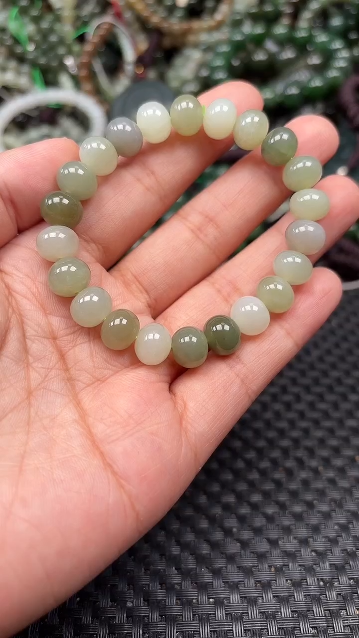 和田玉未镶嵌颈饰1