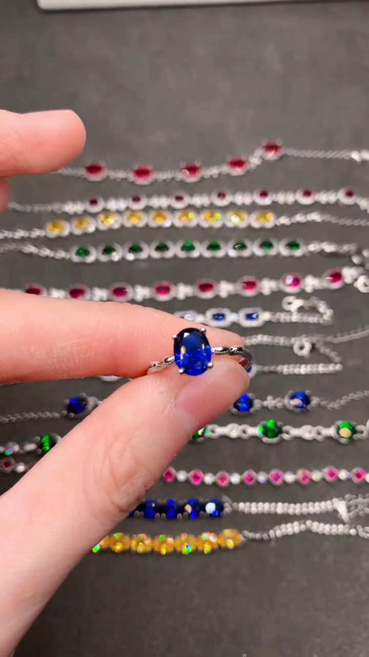 【闪购商品】蓝宝石戒指银S925镶嵌........