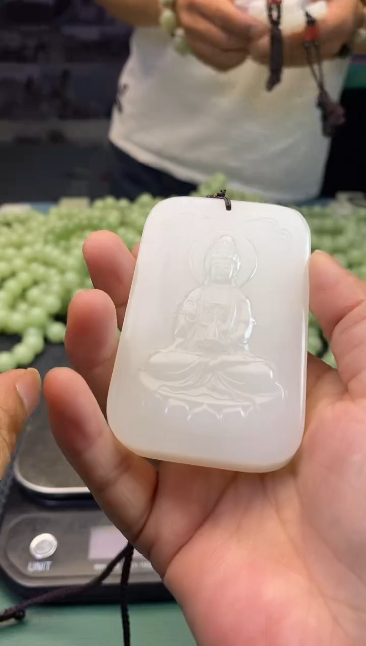 天然玉石未镶嵌颈饰