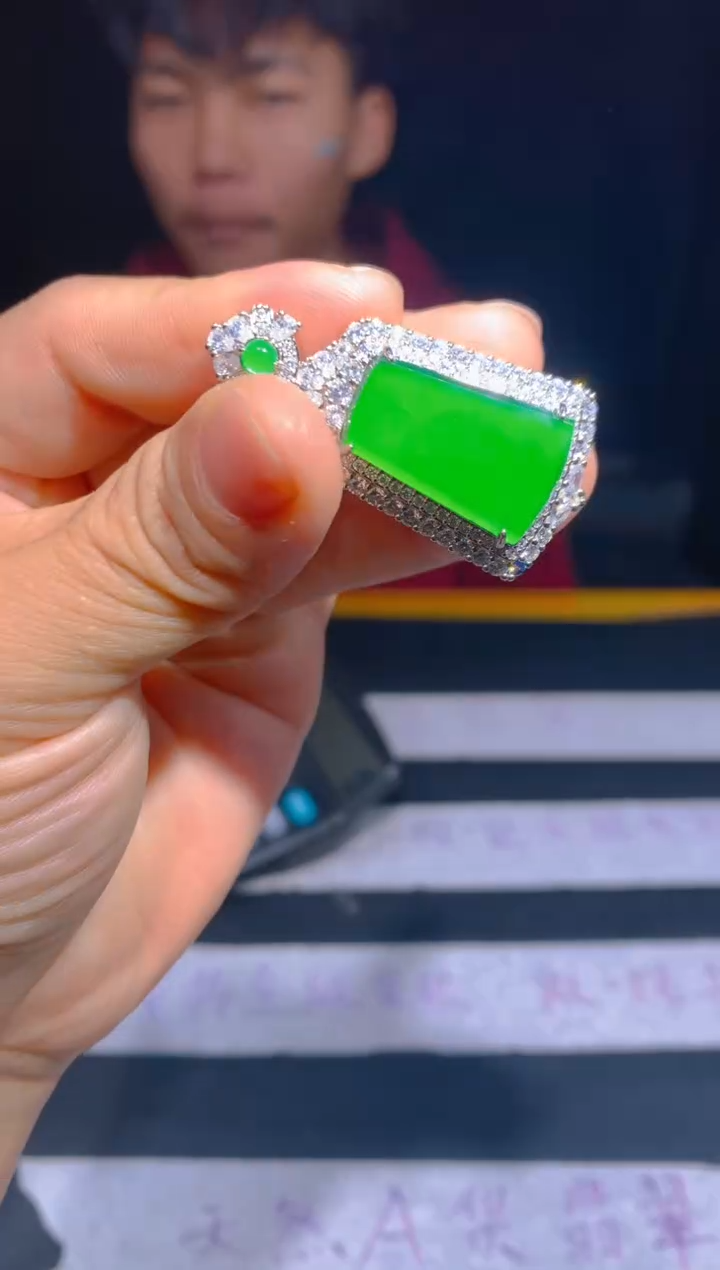 未镶嵌定制翡翠96定制翡翠—多样性发货（发其一）