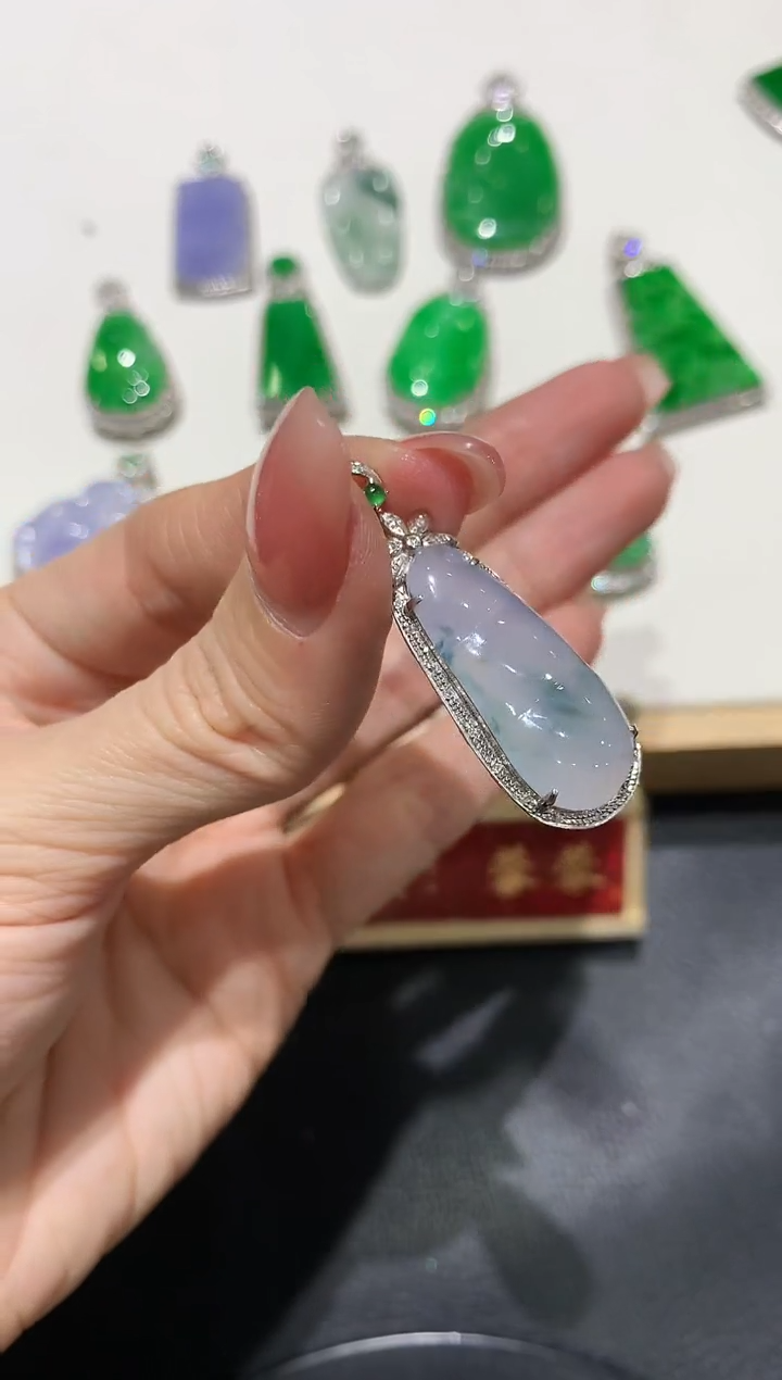 【闪购商品】翡翠吊坠(不含链)18K金镶嵌团购2