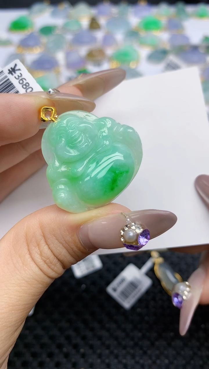 翡翠挂件18K金镶嵌130   天然翡翠A货