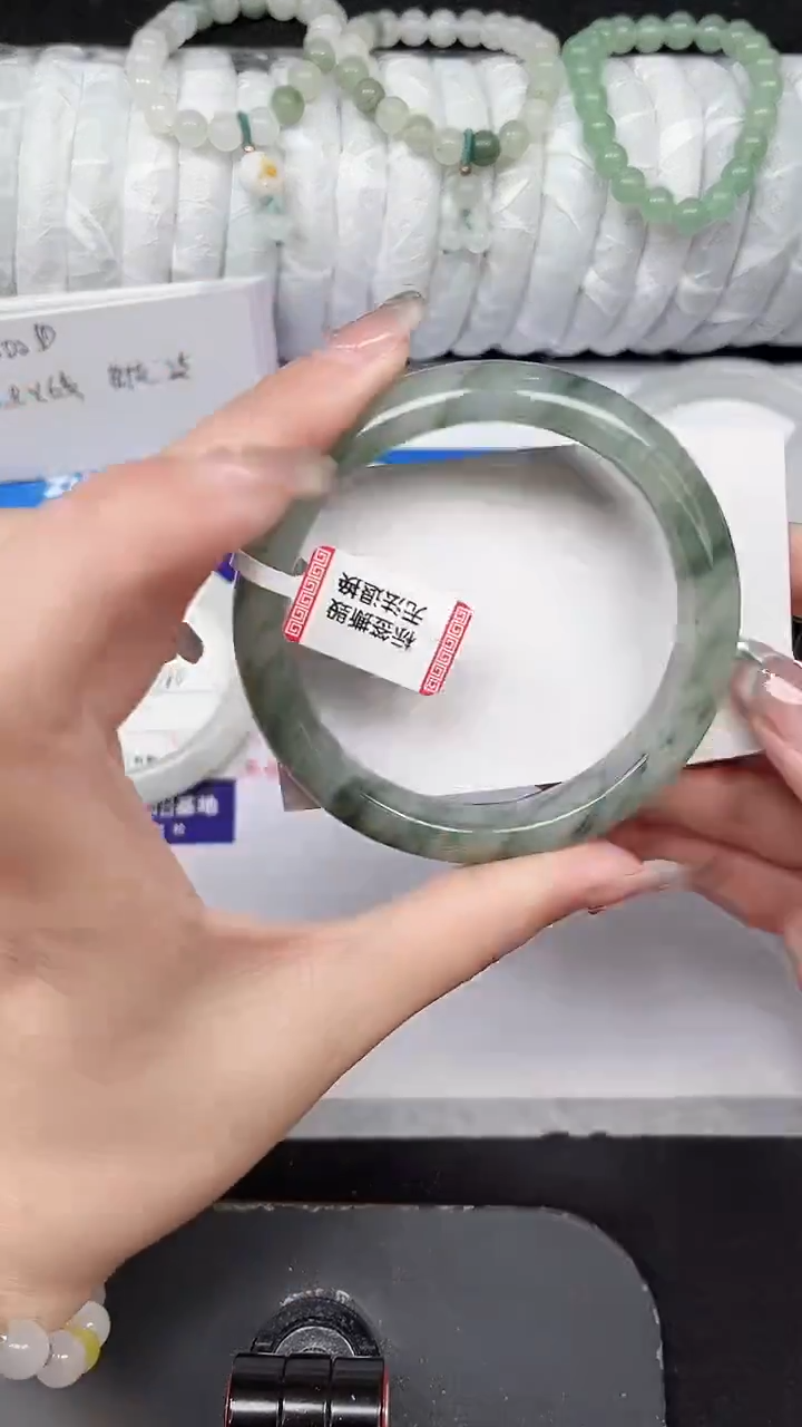 未镶嵌手镯石英质玉125-60/61