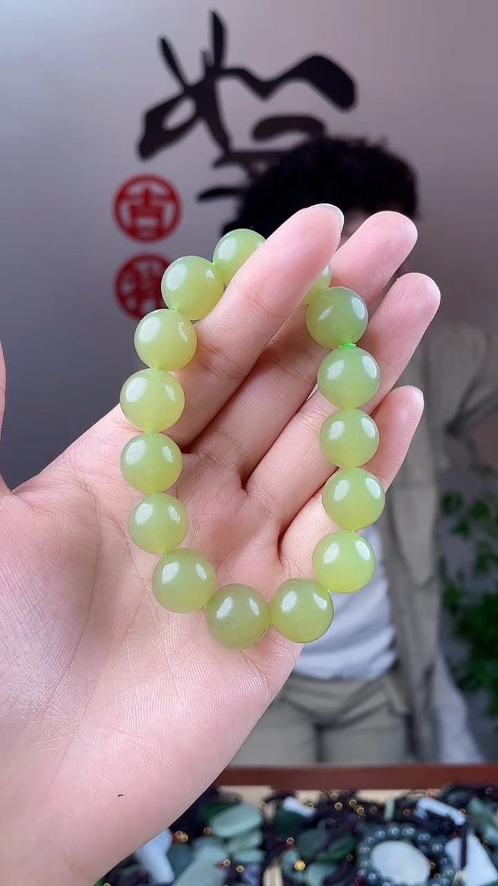 和田玉未镶嵌颈饰拍一发一，多样性发货