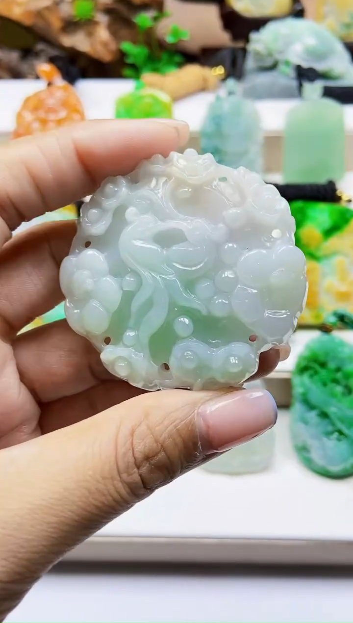 颈饰未镶嵌翡翠翡翠A货