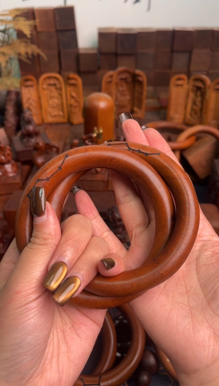 木枣木75六七星雷痕乾坤圈一物一拍