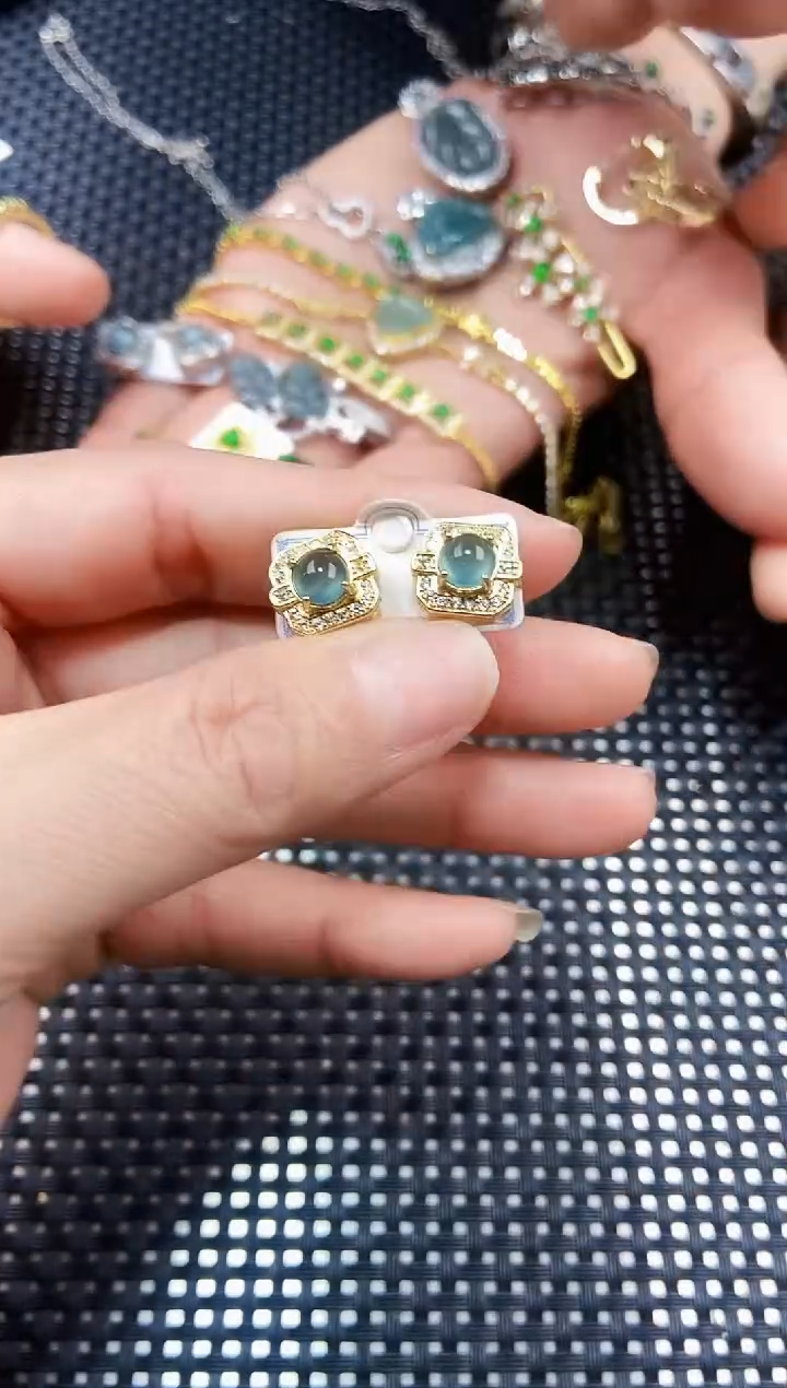 【闪购商品】翡翠耳饰未镶嵌111111111