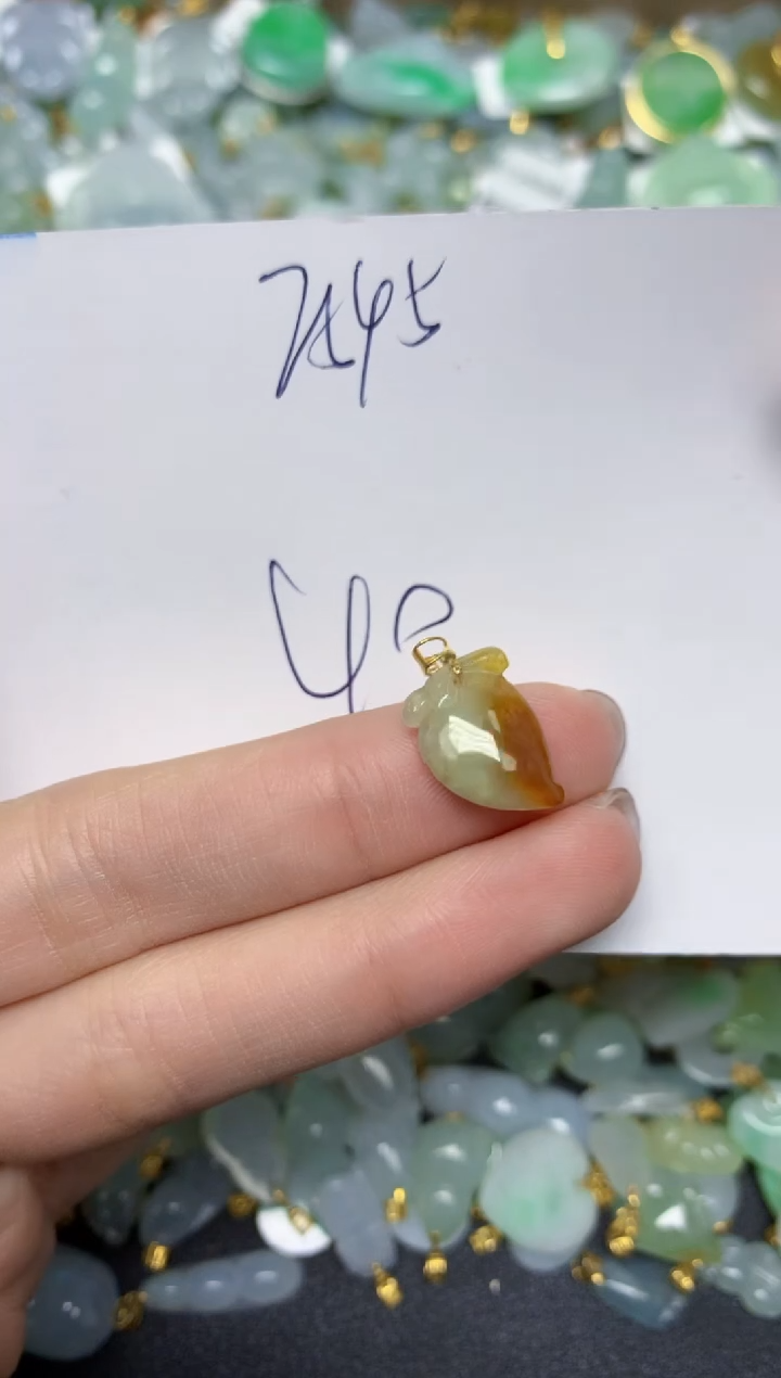 【闪购商品】翡翠颈饰18K金镶嵌天然翡翠A货