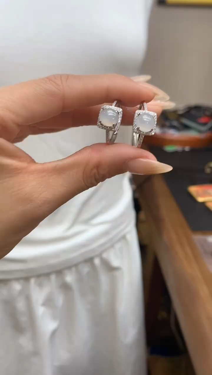 【闪购商品】翡翠戒指银S925镶嵌戒指 多样性发（1件）