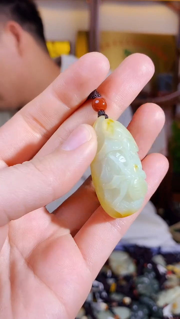 【闪购商品】和田玉颈饰未镶嵌1