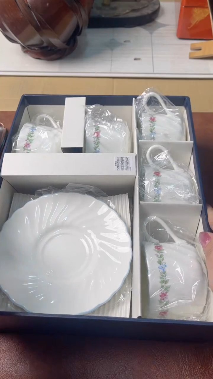 中古杂项默认微瑕  5杯3碟