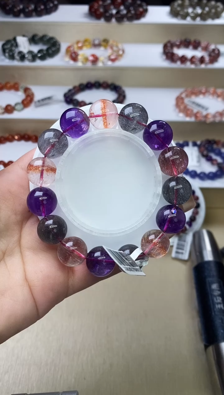 【闪购商品】水晶手链未镶嵌黑加仑超七14m+