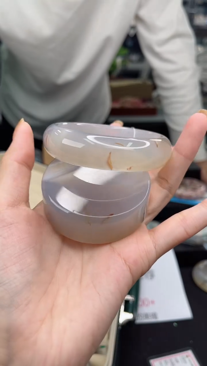 【闪购商品】石英质玉手镯未镶嵌60圈口（赠品镯心）36666705