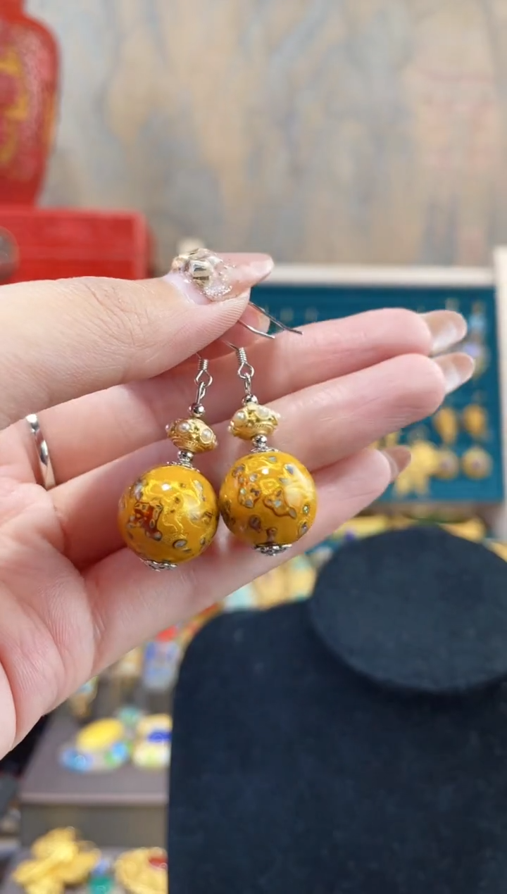 【闪购商品】非遗犀皮漆精品耳环黄色