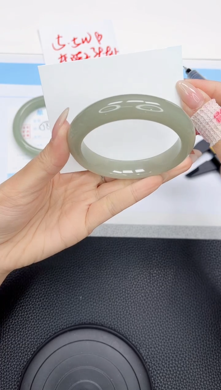 石英质玉手镯未镶嵌347-56.6