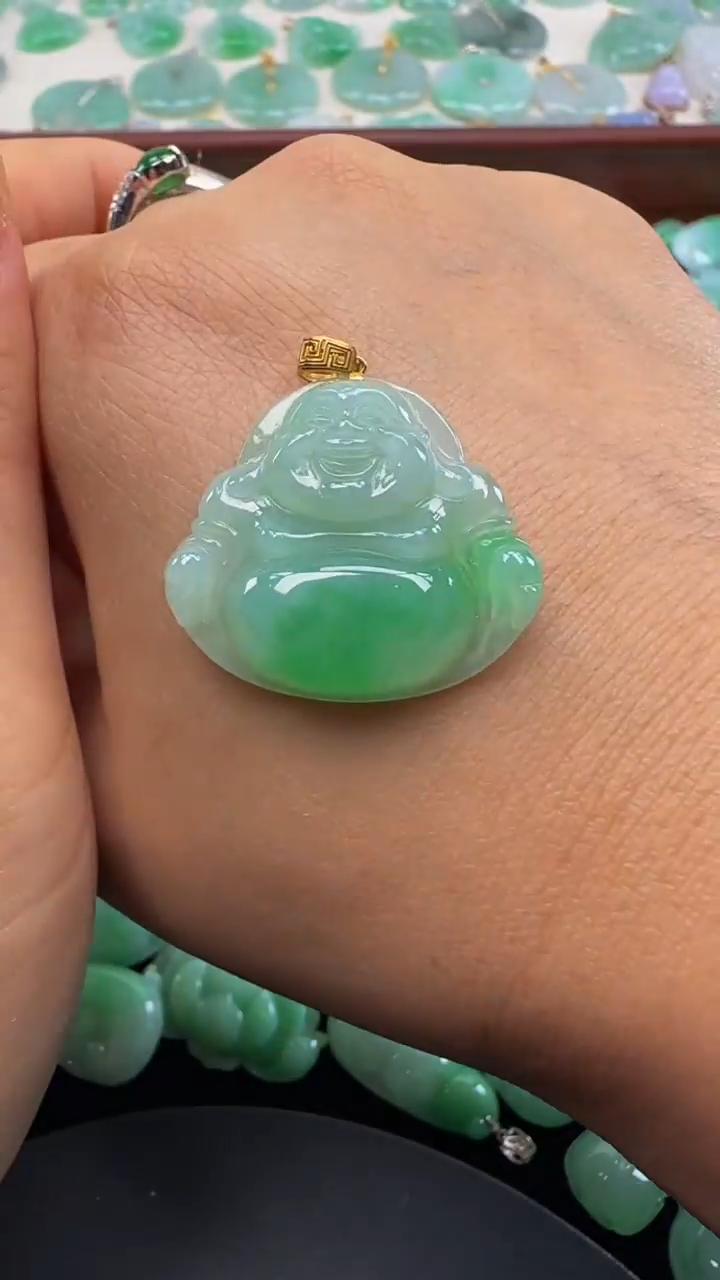 吊坠(不含链)18K金镶嵌翡翠百****宝佛公