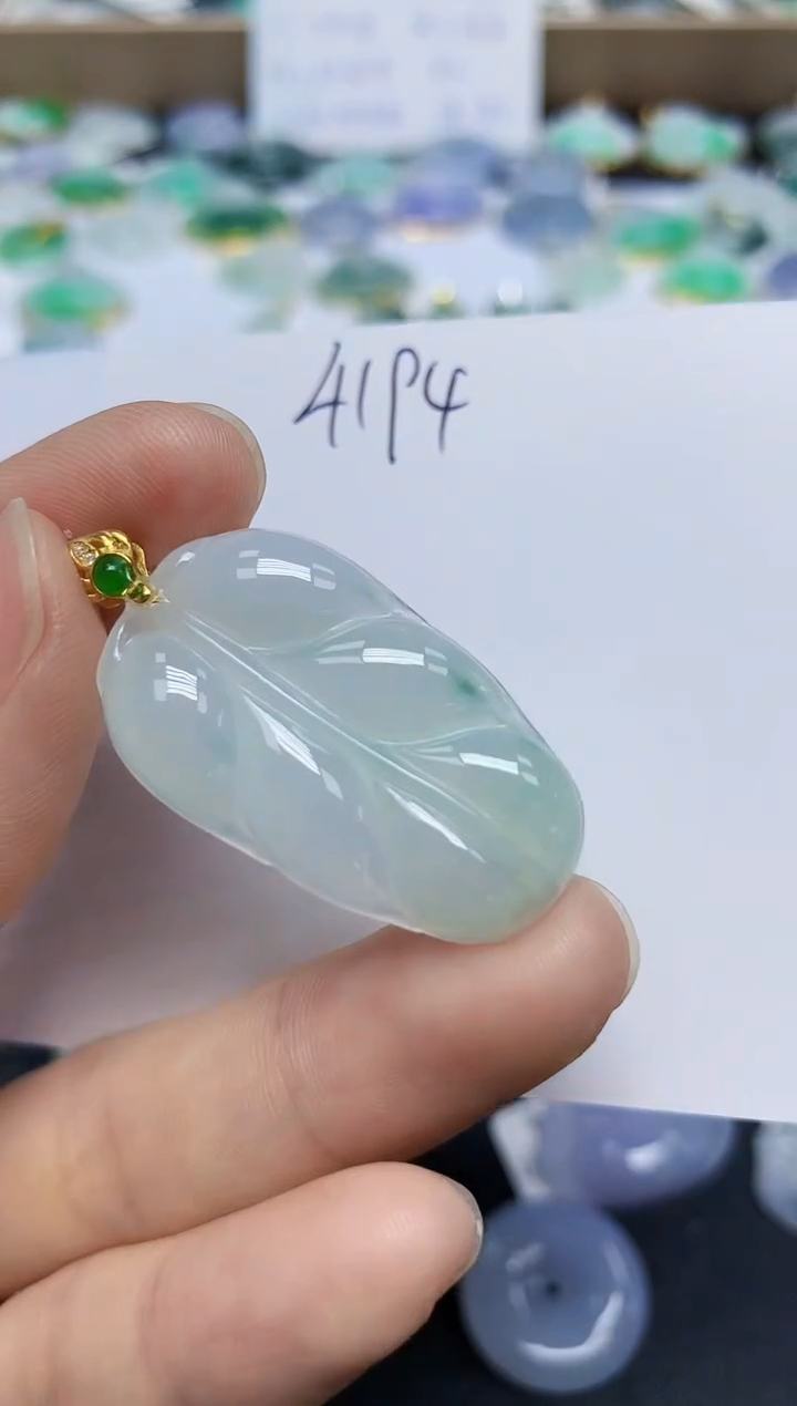 翡翠未镶嵌颈饰天然缅甸翡翠A货