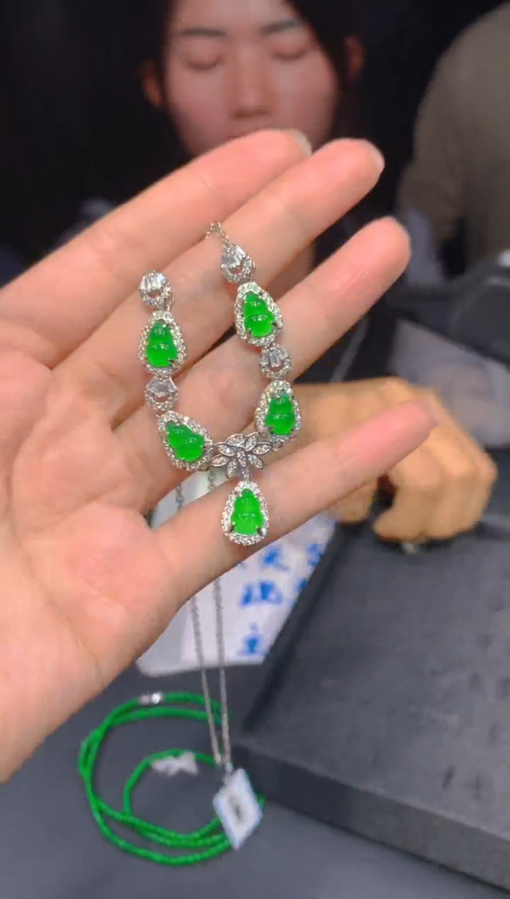 【闪购商品】定制翡翠未镶嵌145多样性发货（发其一）