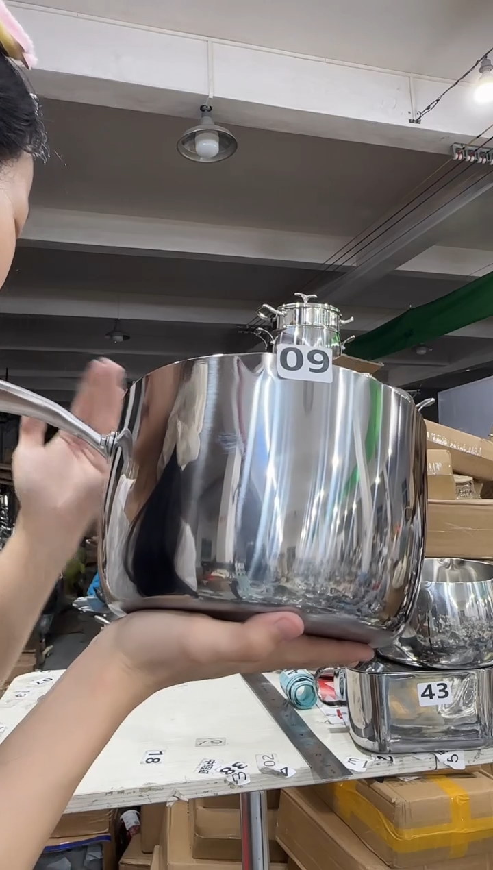 不锈钢瑕疵-磨砂钢柄-20cm镜面居高奶锅（无盖）