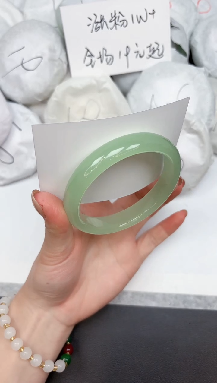 未镶嵌手镯石英质玉229/6364